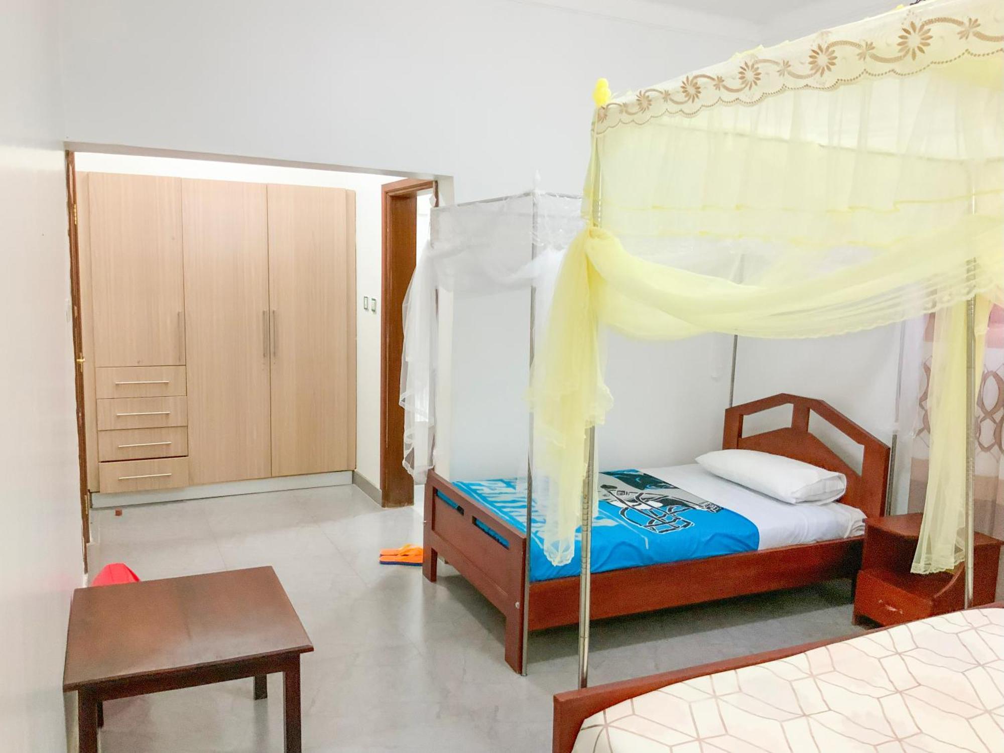 Hendo Hotel Entebbe Kültér fotó