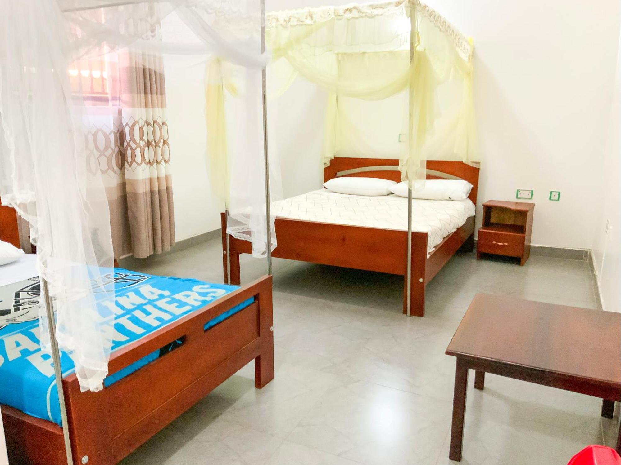Hendo Hotel Entebbe Kültér fotó