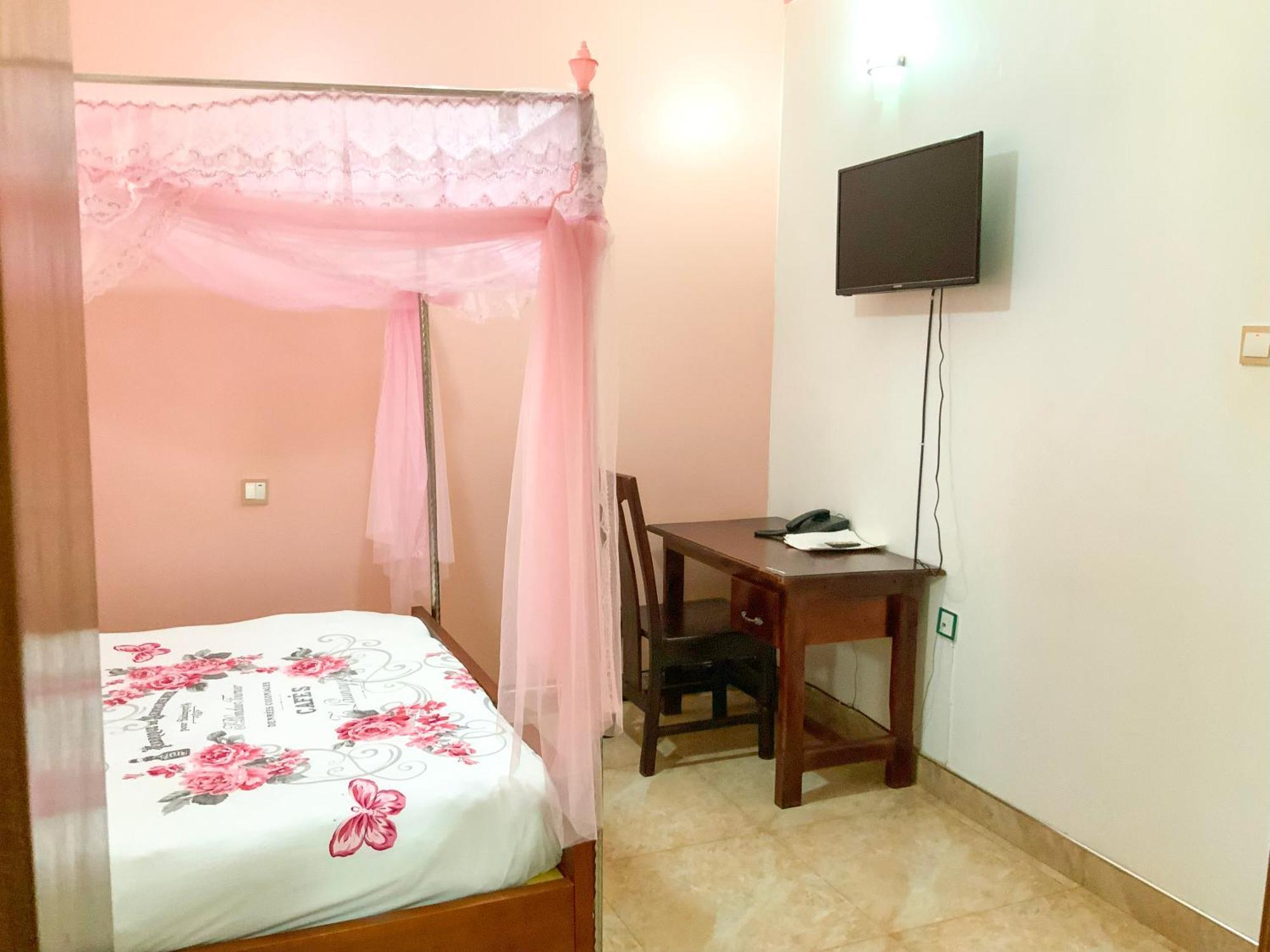 Hendo Hotel Entebbe Kültér fotó