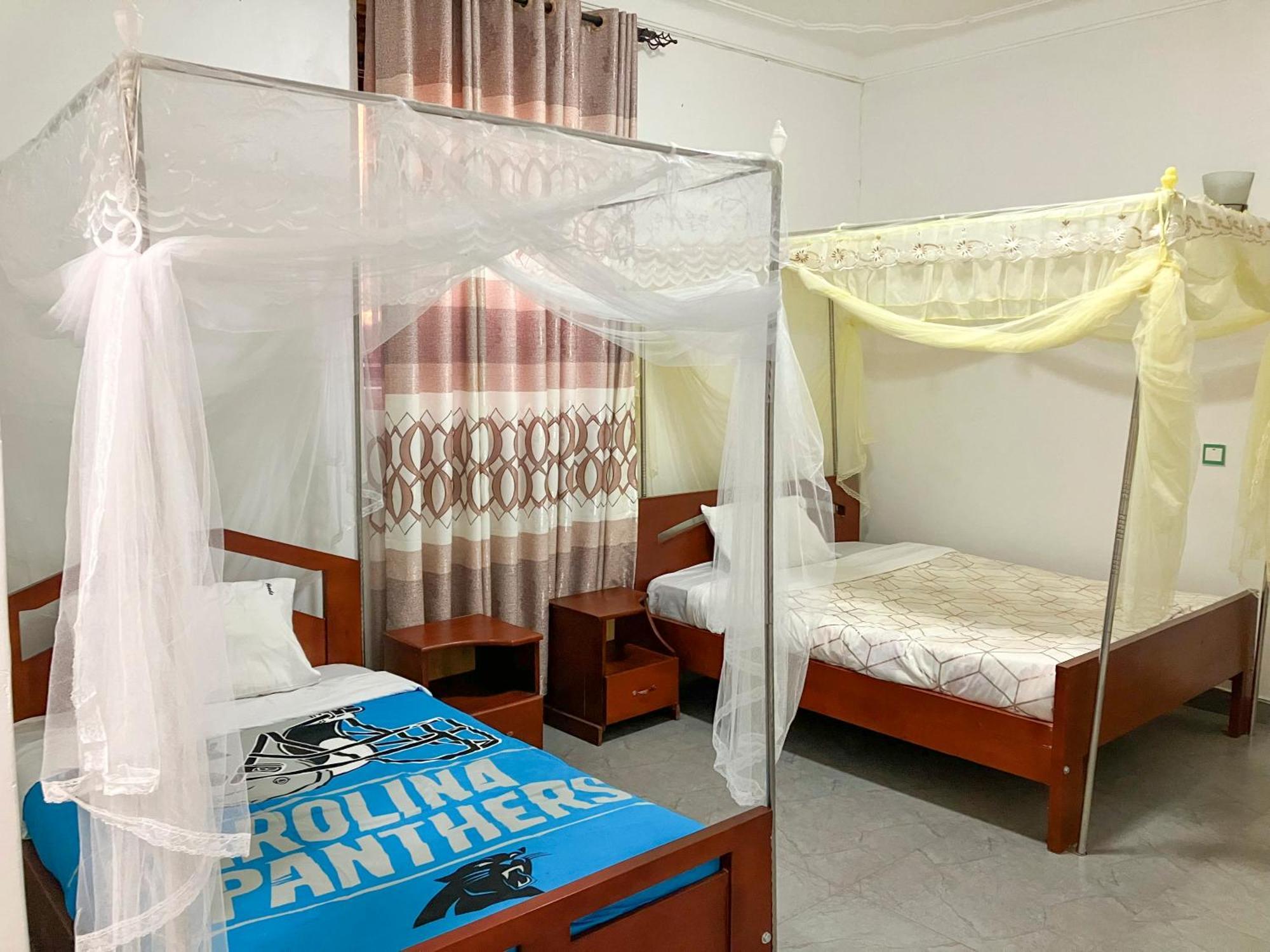 Hendo Hotel Entebbe Kültér fotó