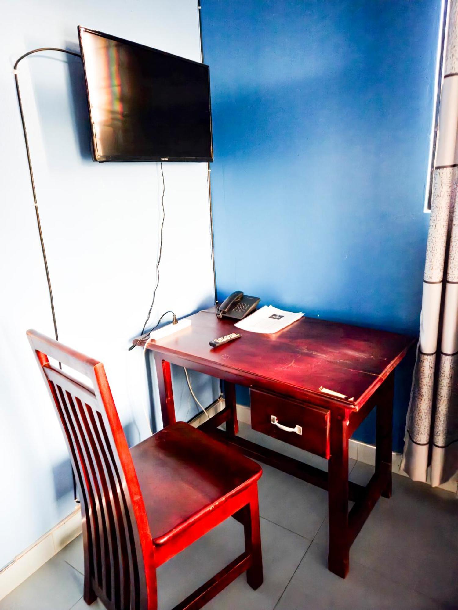 Hendo Hotel Entebbe Kültér fotó