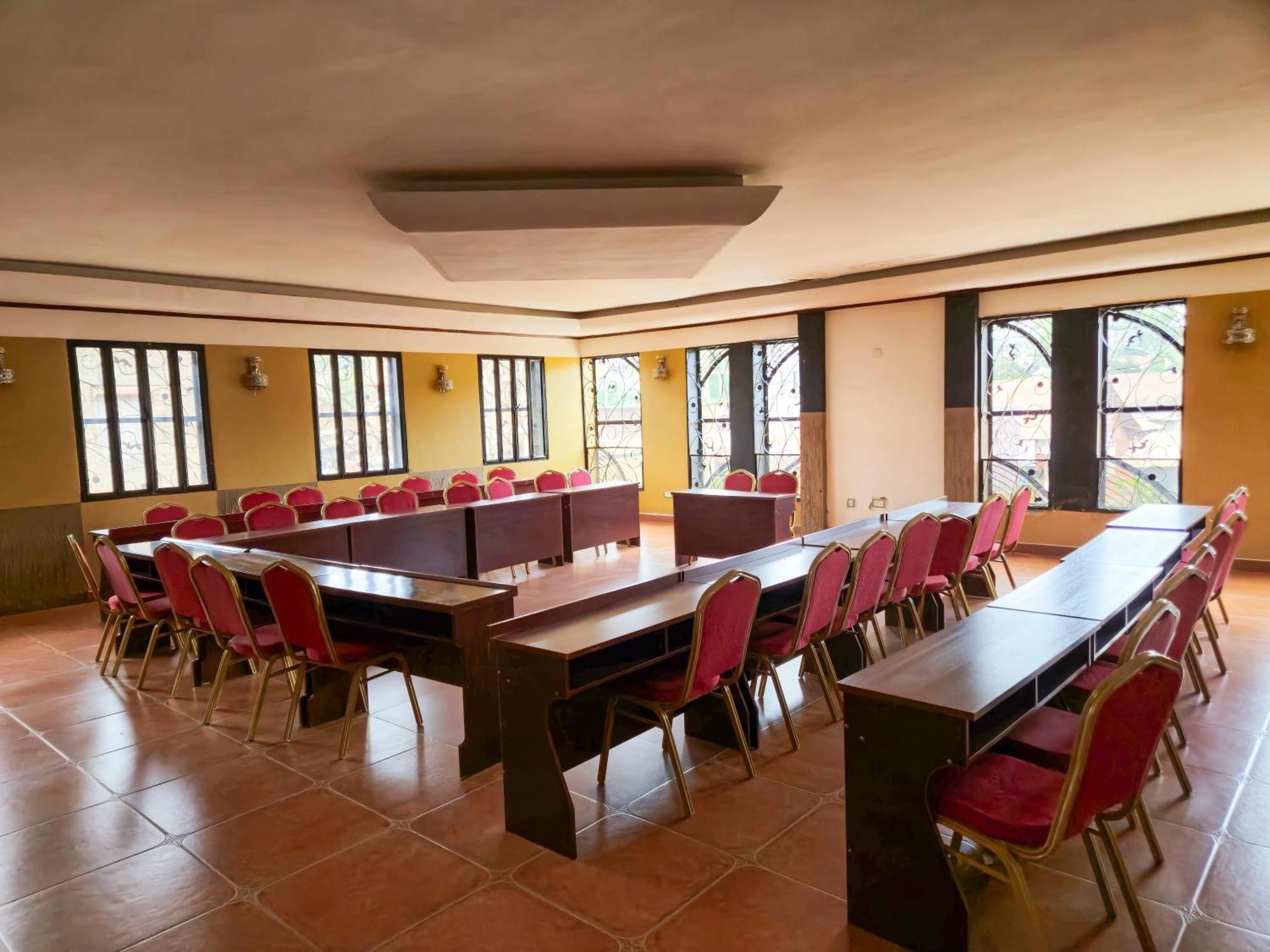 Hendo Hotel Entebbe Kültér fotó